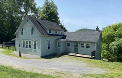 5863 Vermont Route 14, Royalton, VT 05068