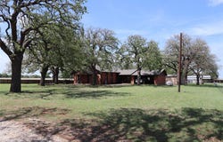 2553 Brixey Road, Henrietta, TX 76365