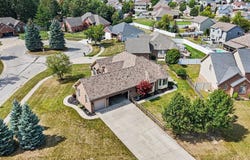 5172 Applewood Lane, Monroe, MI 48161