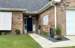 687 Hilo Way, Diamondhead, MS 39525