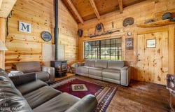 2873 Turkey Trail, Overgaard, AZ 85933