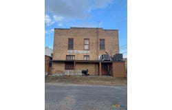 716 N Avenue D, Shiner, TX 77984