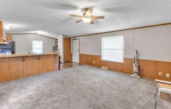 309 E Walnut Avenue, Stewartsville, MO 64490