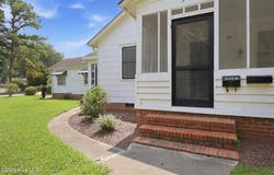 525 E 2nd Street, Washington, NC 27889