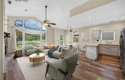 42 Cottage Park W, Camdenton, MO 65020