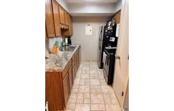 2924 SW Lydia AVE, Topeka, KS 66617