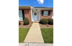 3105 Fox Run Drive, Kinston, NC 28504