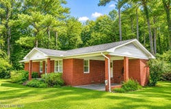 2462 Highway 70 E, Beaufort, NC 28516