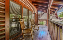 741 Golf View Blvd, Pigeon Forge, TN 37863