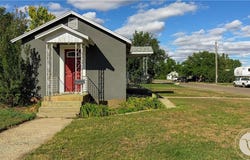 526 6th Street SE, Sidney, MT 59270