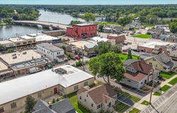 1310 Park Street, McHenry, IL 60050