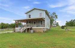 7410 SW 10th, Columbus, KS 66725