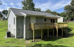 134 Rabbit Run, Saluda, VA 23149