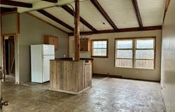718 E Copano Street, Mathis, TX 78368
