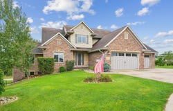 6036 Forest Hills Drive, Dubuque, IA 52002