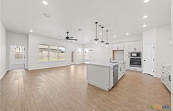 130 Lasso Loop, Lorena, TX 76655