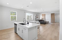 916 E 3RD ST, Santa Ana, CA 92701