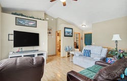 5505 W Pineridge Dr, Sioux Falls, SD 57107