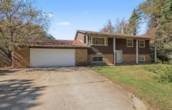 5490 Pingree Road, Howell, MI 48843
