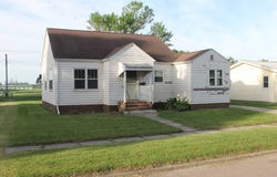 309 E Ohio Ave, George, IA 51237