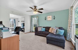 1014 Woodiris Drive, Joliet, IL 60431
