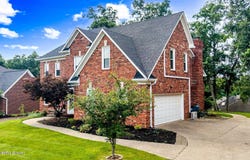 5718 Moser Farm Rd, Prospect, KY 40059
