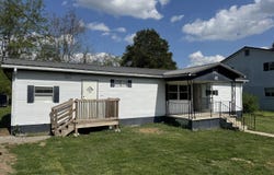 159 Johnson Street, Jonesville, VA 24263