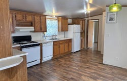 2006 Roundtable Rd, North Mankato, MN 56003