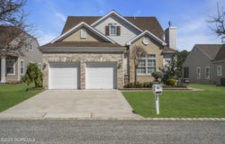 11 Beach Haven Way, Waretown, NJ 08758