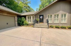 1803 BROWN Dr, Jasper, AL 35503