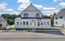 31 Johnson St, Leominster, MA 01453