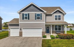 2040 Legacy Pointe Boulevard, Plainfield, IL 60586