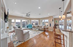 100 Bridgewater Pointe Pl, Moneta, VA 24121