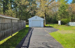 4710 MacKenzie, Oscoda, MI 48750