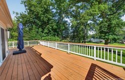 220 Hickory Nut Grove Lane, Cary, IL 60013