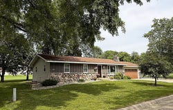 112 Orchard Circle, Montevideo, MN 56265