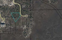 E 3rd Ave, Horseshoe Beach, FL 32648