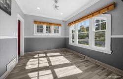 907 W Galena Boulevard, Aurora, IL 60506