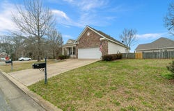 77 Joshbury, LAUREL, MS 39443