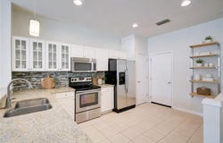 904 Hampton Cir, NAPLES, FL 34105