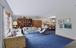 9 Bluejay Street, Spring Valley, NY 10977