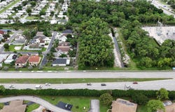 Lantana Road, Atlantis, FL 33462