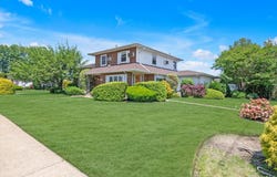 430 Violet Street, Massapequa Park, NY 11762