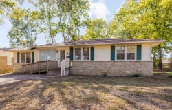 25 Meadowbrook Drive, Little Rock, AR 72205-4539