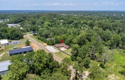 413 State Highway 323 E, Overton, TX 75684