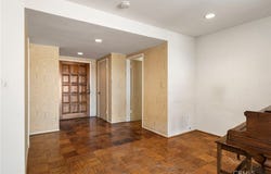 12324 Woodley, Granada Hills, CA 91344