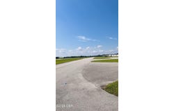 541 Skyway Drive, Edgewater, FL 32132