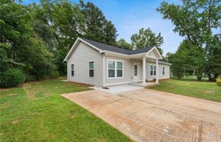 1307 Cochise Circle, Austell, GA 30168