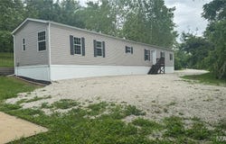1577 Neff Road, St Clair, MO 63077