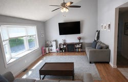 24 Montclair St, Chicopee, MA 01013